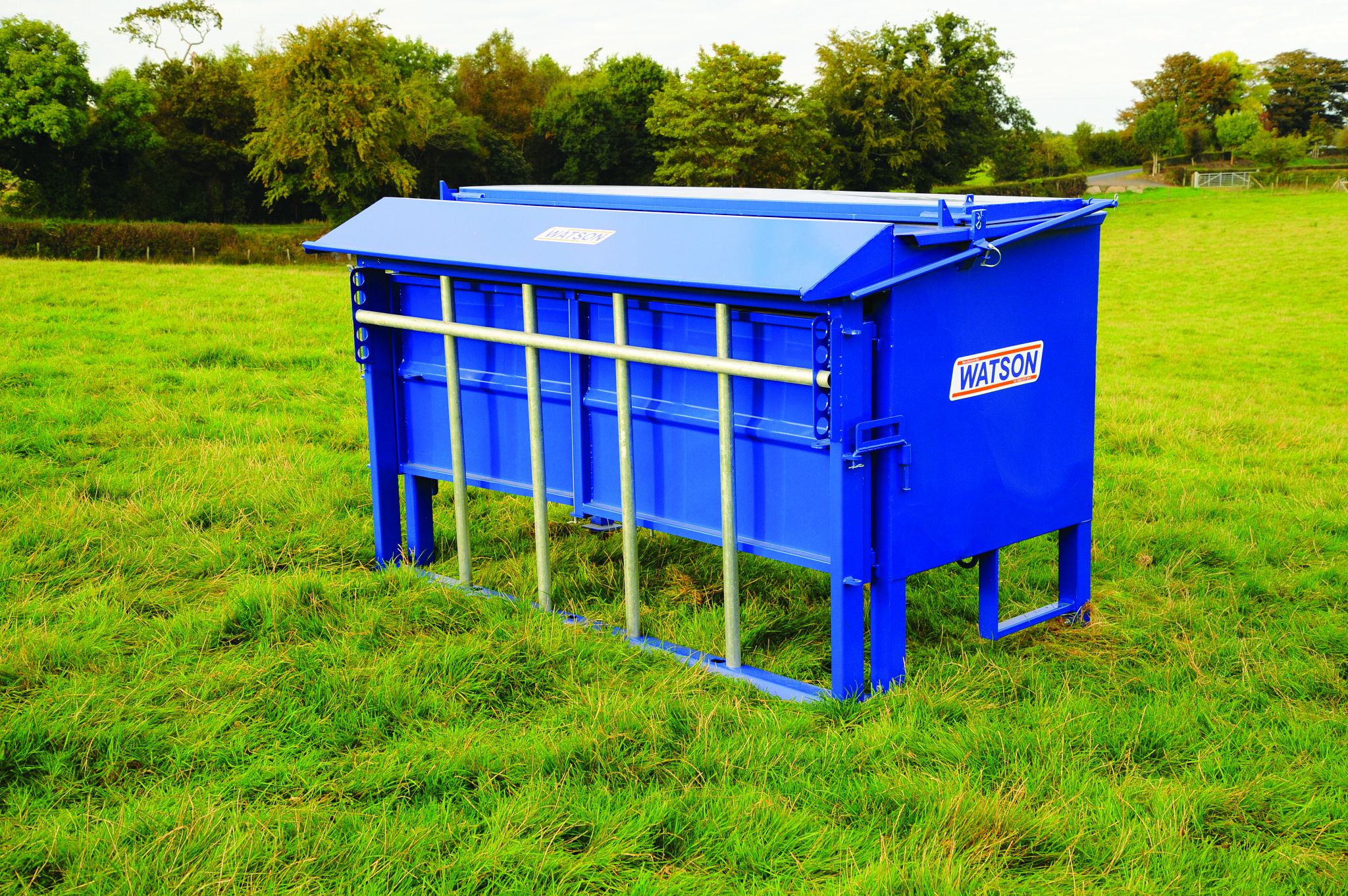 Single Sided Bull Beef Feeder Featured Image